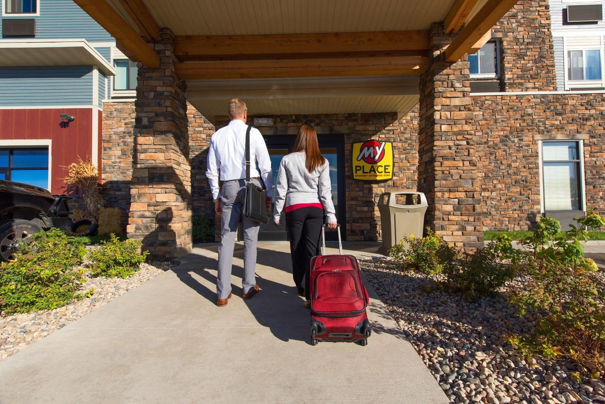 My Place Hotel-Grand Forks, Nd Exterior photo